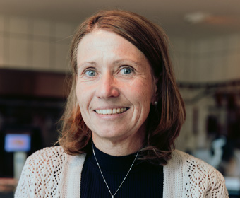 Jutta spiller
